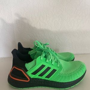 Adidas Youth Ultraboosts 2020 (fits adult woman size 8)